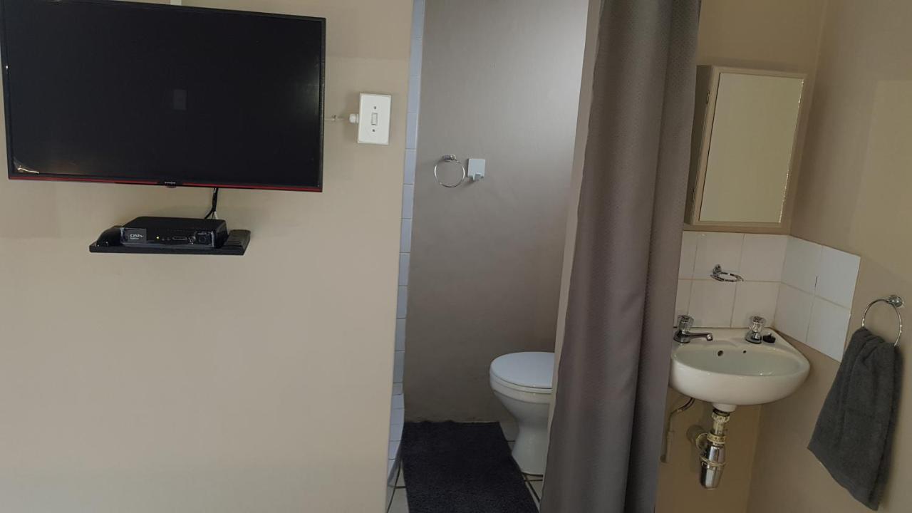 Accommodation@Park1285 Pretoria-Noord Eksteriør billede