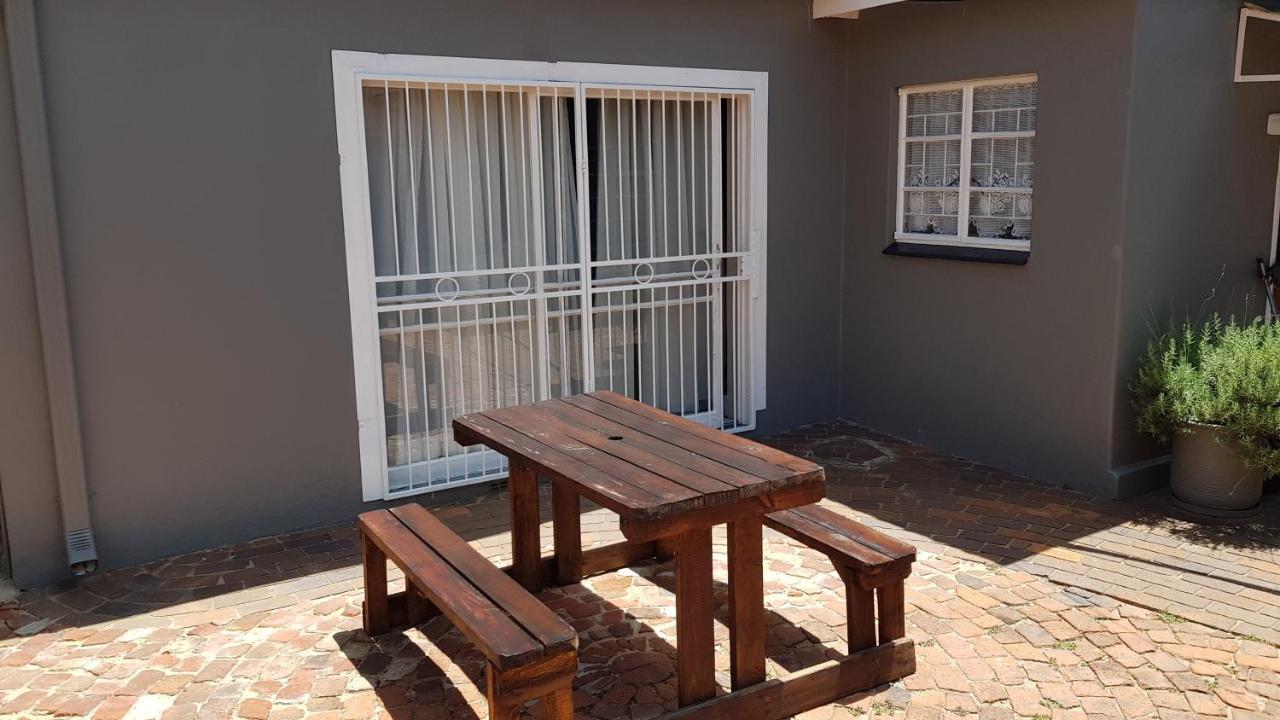 Accommodation@Park1285 Pretoria-Noord Eksteriør billede